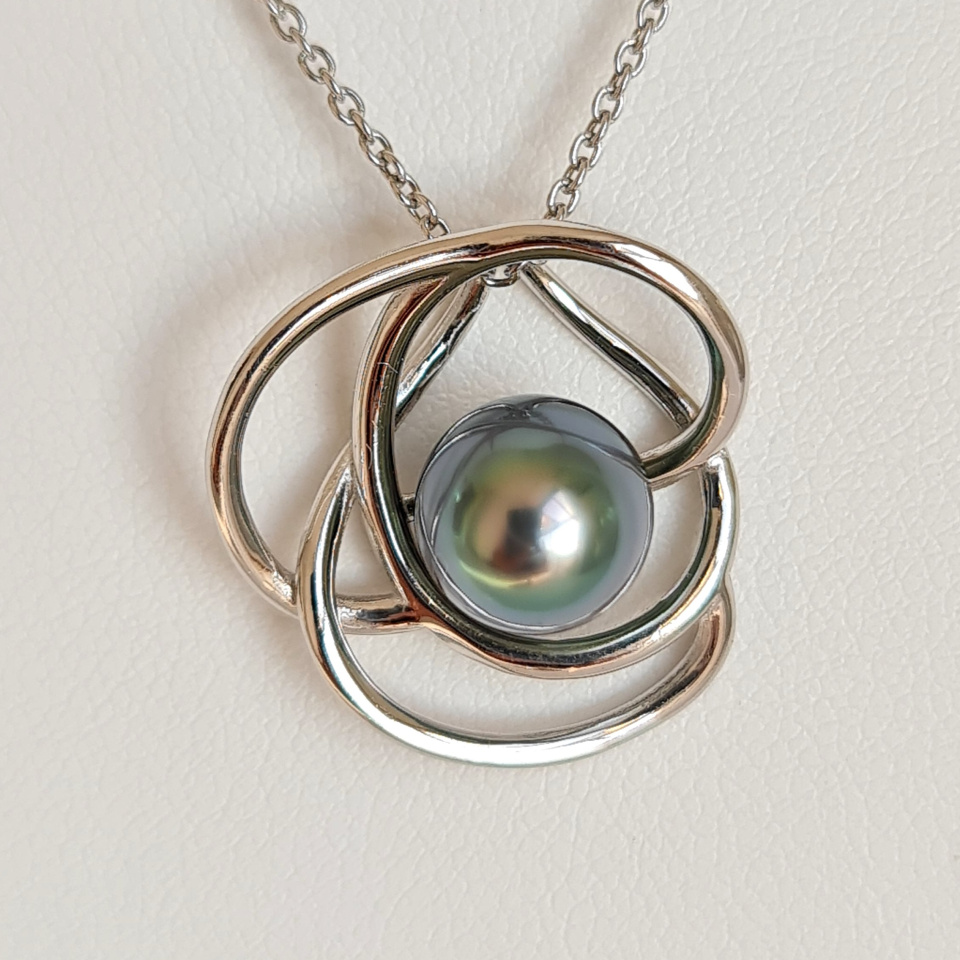 Fleur - Pendentif Argent Rhodié et Véritable Perle de Tahiti