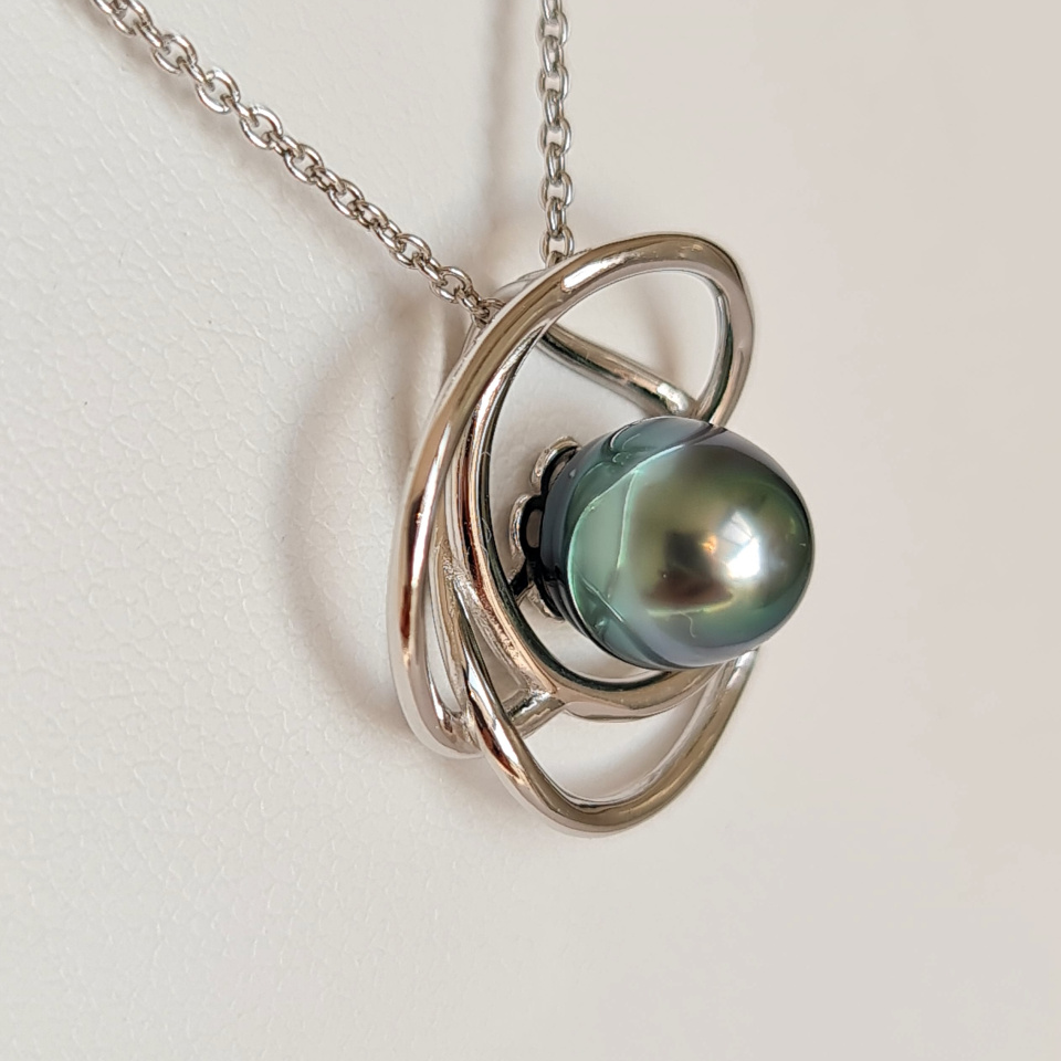 Fleur - Pendentif Argent Rhodié et Véritable Perle de Tahiti