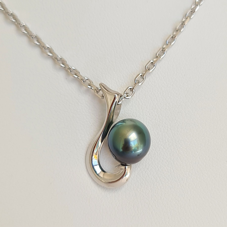 Hameçon - Pendentif Argent Rhodié et Perle de Tahiti d'exception