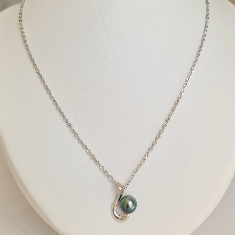 Hameçon - Pendentif Argent Rhodié et Perle de Tahiti d'exception