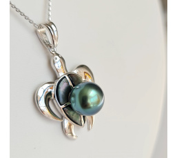 Tortue Nacrée- Pendentif Argent Rhodié et Perle de Tahiti d'Exception