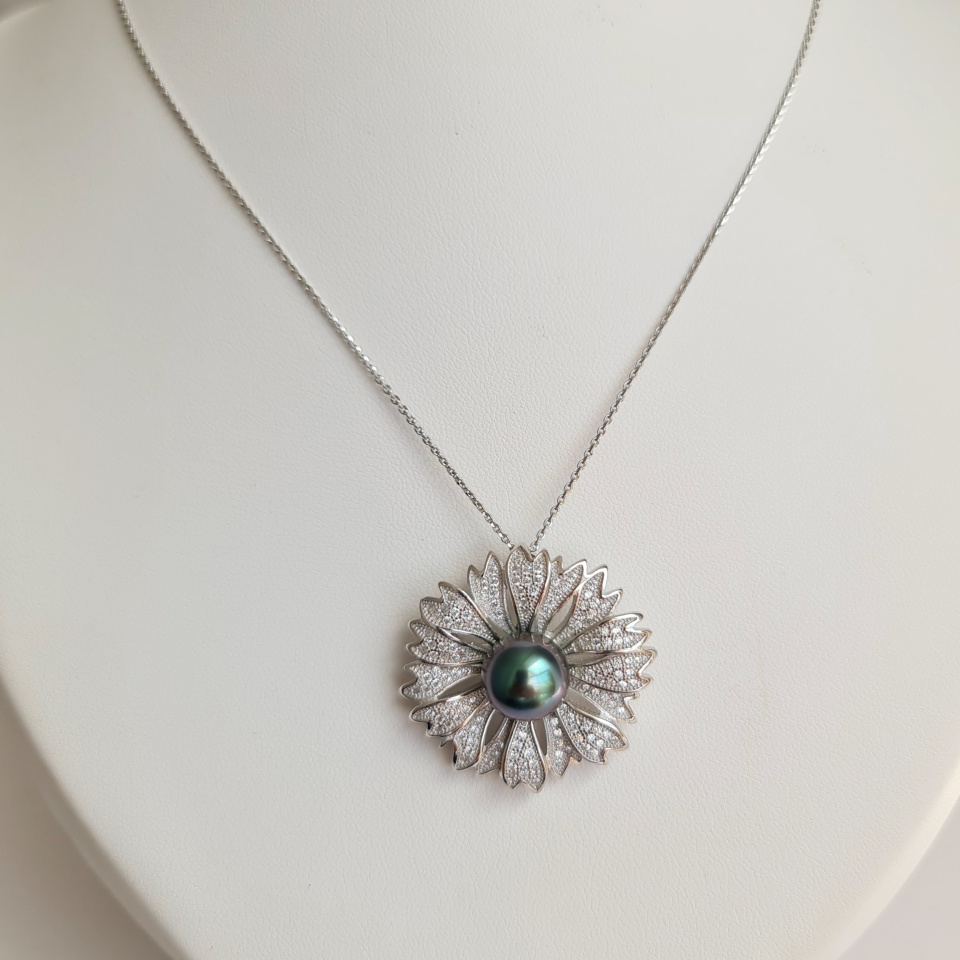 Kanalei - Pendentif/Broche Argent Rhodié et Perle de Tahiti d'exception