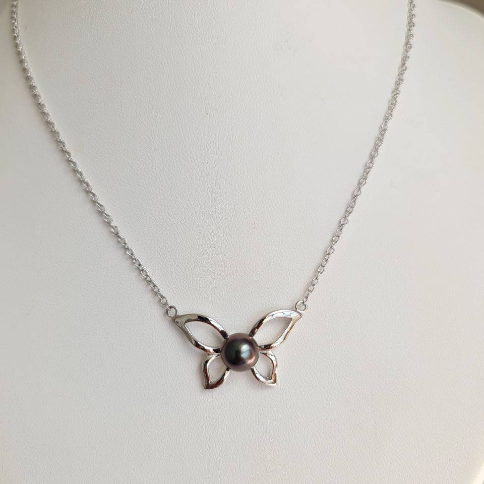 Papillon Vole, vole ... - Collier Argent Rhodié et Véritable Perle de Tahiti d'exception