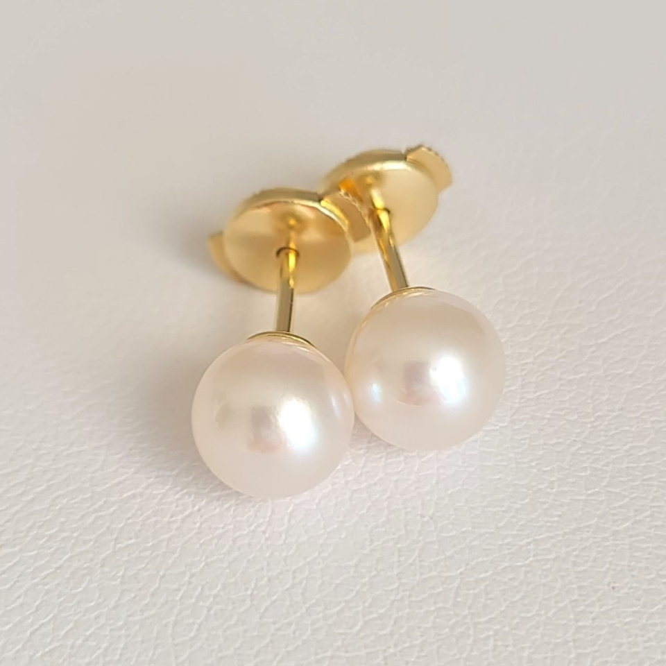 Au soleil Levant - Boucles d'Oreilles en Or Jaune et Perles Akoyas du Japon