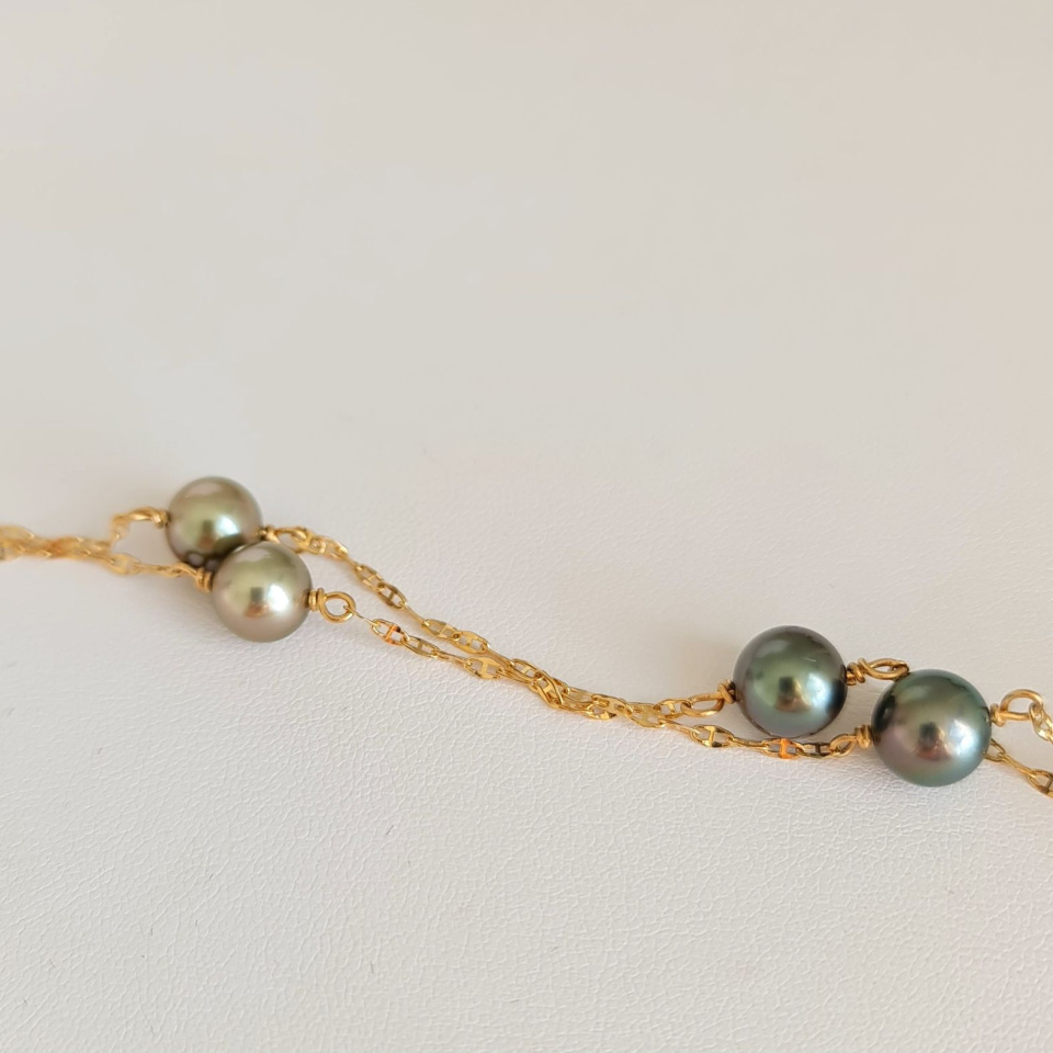 Joyaux des Lagons - Collier en Or Jaune et Perles de Tahiti d'Exception
