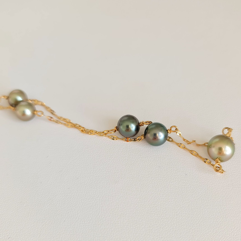 Joyaux des Lagons - Collier en Or Jaune et Perles de Tahiti d'Exception