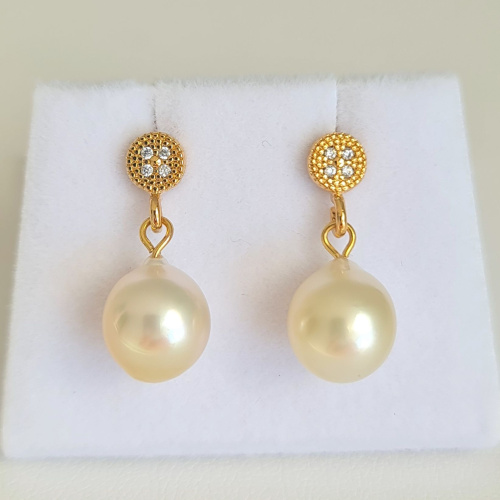 Gouttes d'Or - Boucles d'Oreilles Plaqué Or et Perles des Mers du Sud