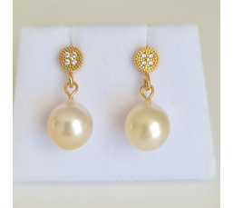 Gouttes d'Or - Boucles d'Oreilles Plaqué Or et Perles des Mers du Sud