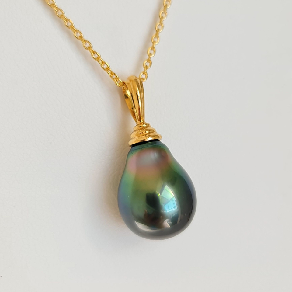 Pendentif Or Jaune 18 carats et Perle de Tahiti d'exception