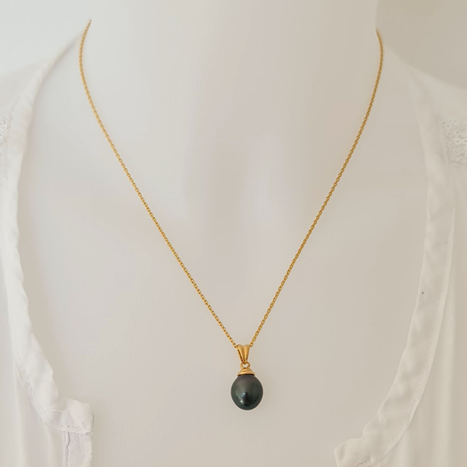 Hina Poe - Pendentif Or Jaune 18 carats et Perle de Tahiti d'Exception