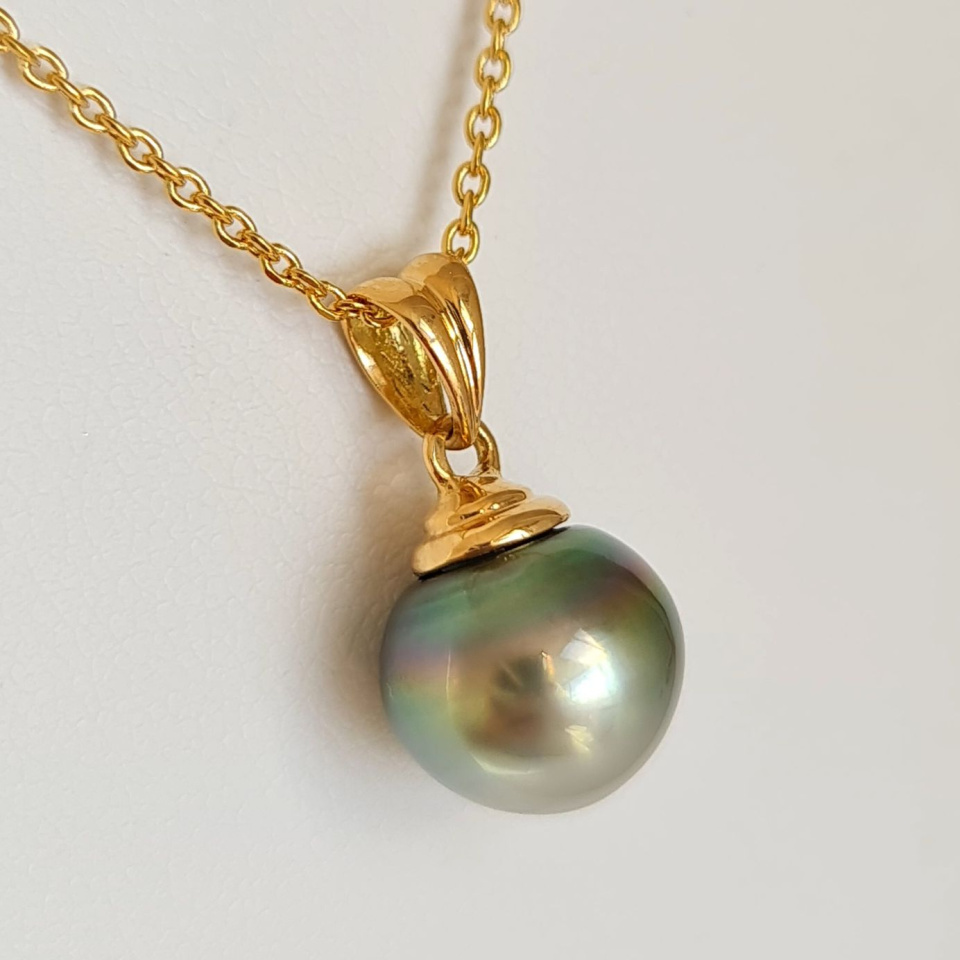 Hina Poe - Pendentif Or Jaune 18 carats et Perle de Tahiti d'Exception