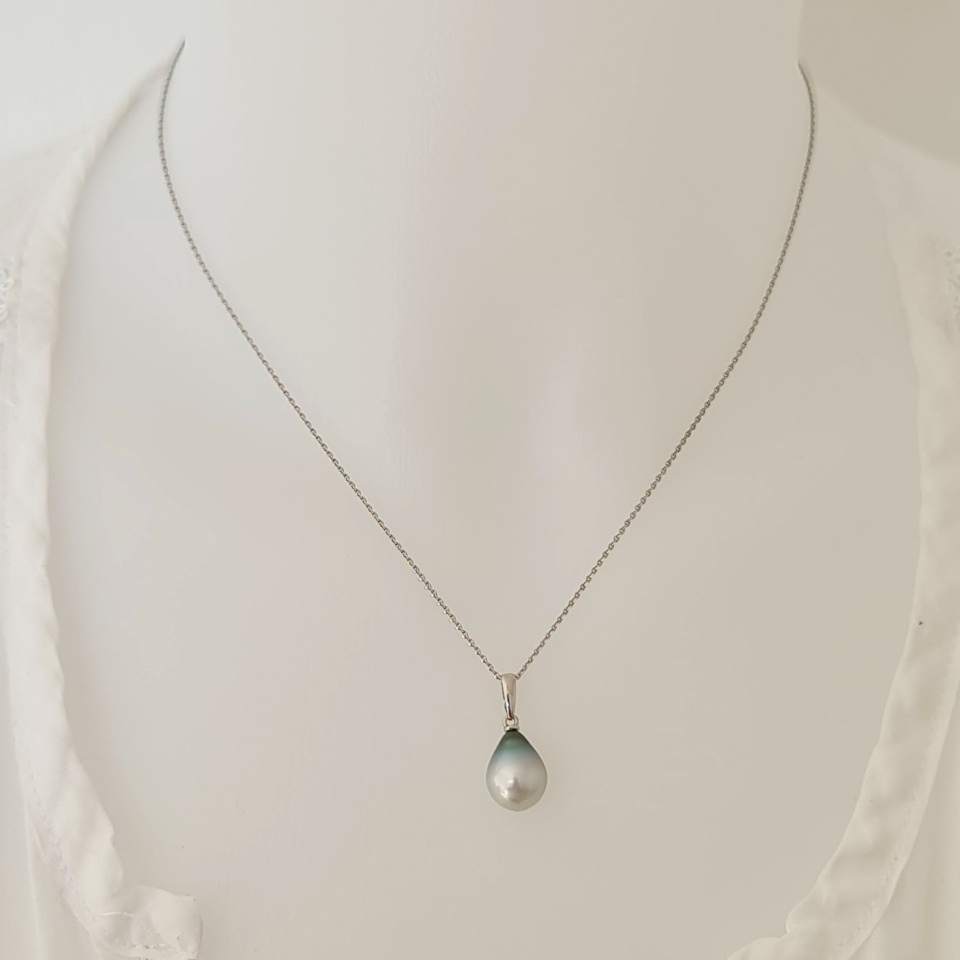 Belle de Jour  - Pendentif Or Blanc 18 carats et Perle de Tahiti d'Exception