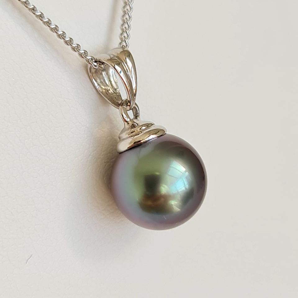 Hina Poe - Pendentif Or 18 carats et Véritable Perle de Tahiti