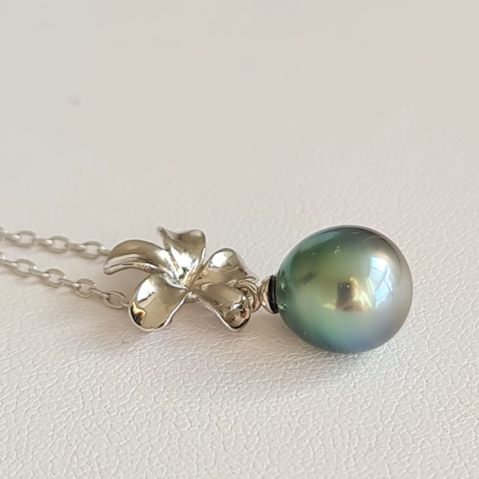 Fleur des Iles - Collier Argent Rhodié et Perle de Tahiti d'Exception