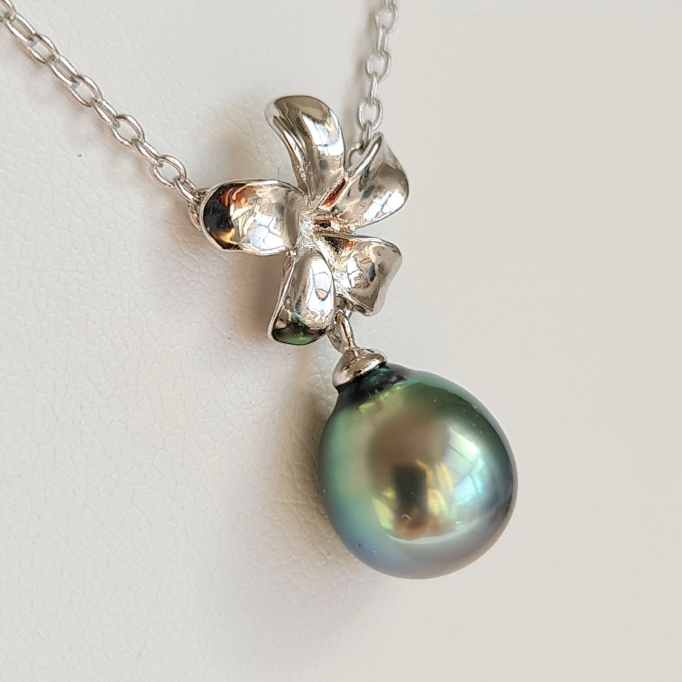 Fleur des Iles - Collier Argent Rhodié et Perle de Tahiti d'Exception