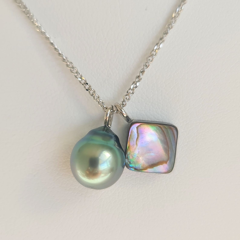 Tahiti - Collier Argent rhodié et Perle de Tahiti d'Exception