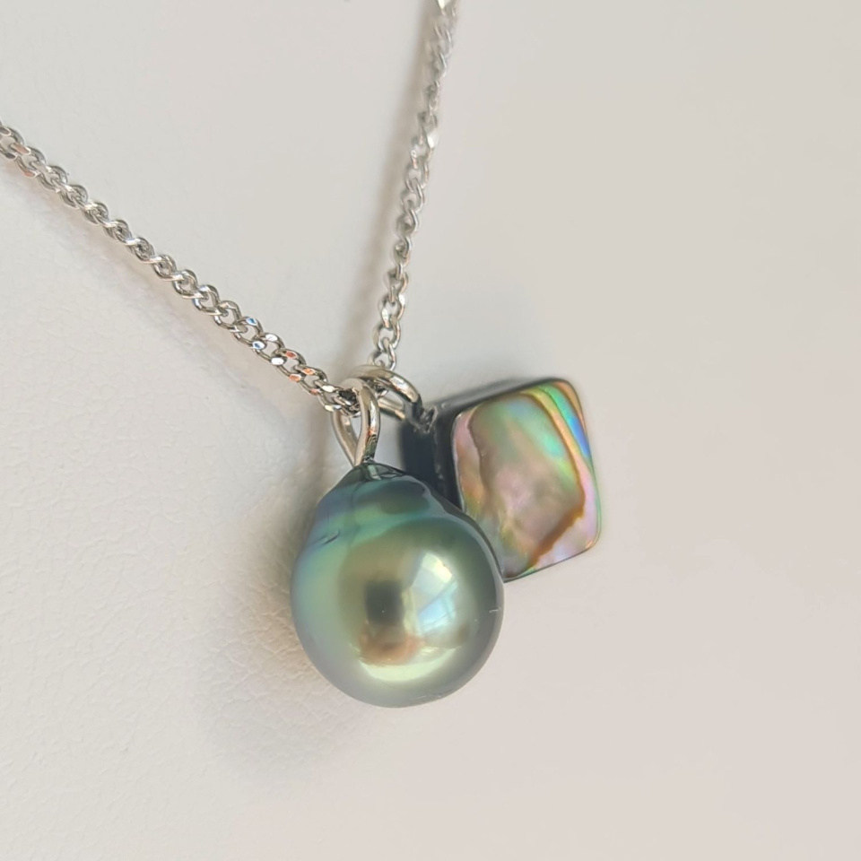 Tahiti - Collier Argent rhodié et Perle de Tahiti d'Exception