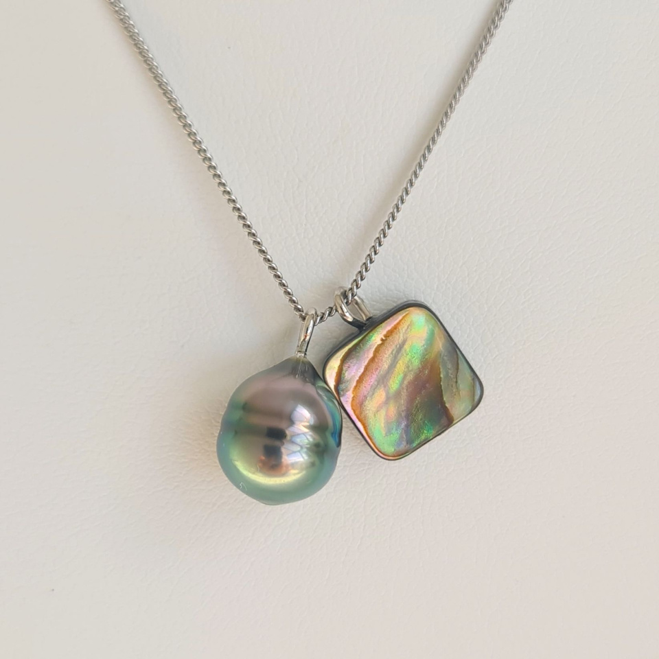 Tahiti - Collier Argent rhodié et Perle de Tahiti d'Exception