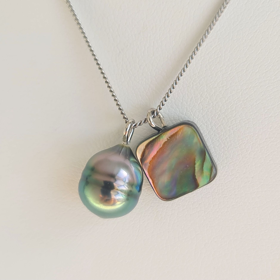 Tahiti - Collier Argent rhodié et Perle de Tahiti d'Exception