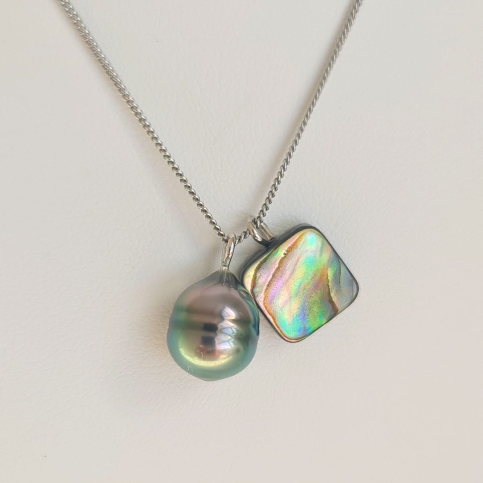 Tahiti - Collier Argent rhodié et Perle de Tahiti d'Exception