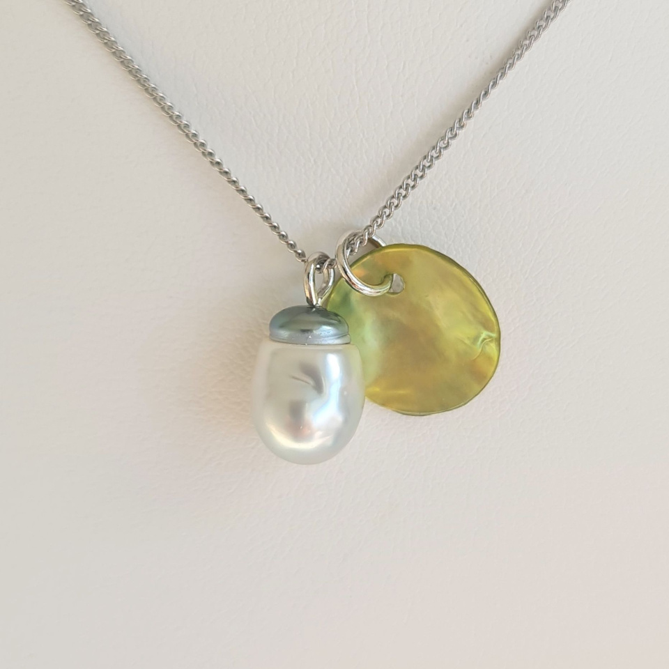 Tahiti - Collier Argent rhodié et Perle de Tahiti d'exception