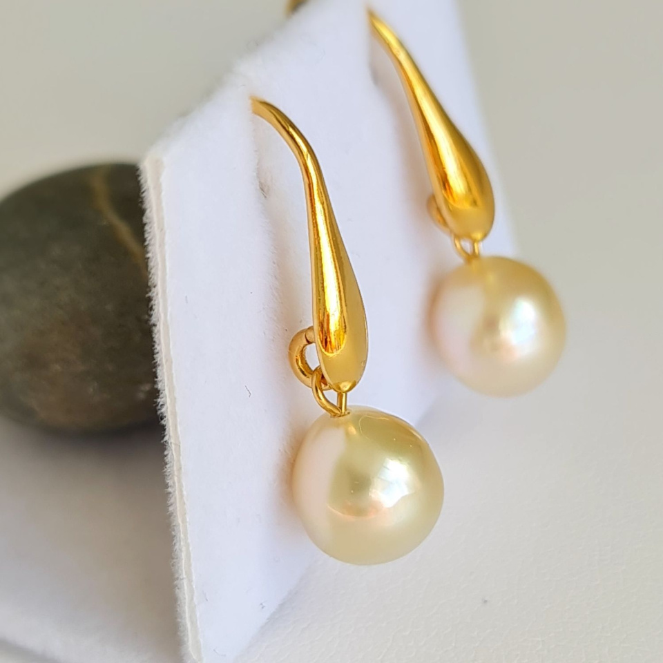 Soleils d'Eté - Boucles d'Oreilles Plaqué Or et Perles des Mers du Sud d'exception