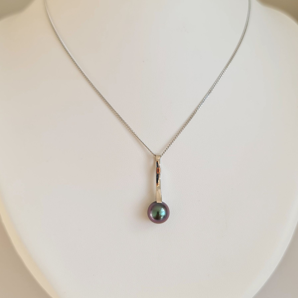 Arutua - Pendentif en Or Blanc et Perle de Tahiti d'exception