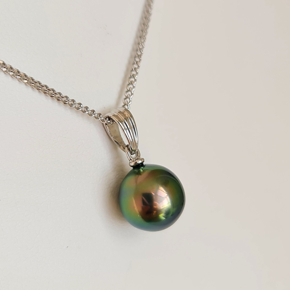 Moana - Pendentif Or Blanc et Perle de Tahiti d'exception