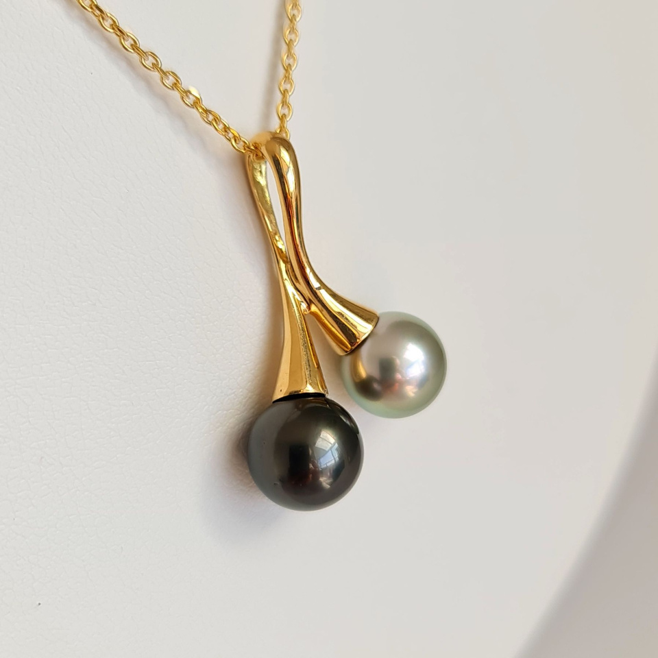 Toi&Moi Tahaa - Pendentif en Or Jaune et Perles de Tahiti d'Exception