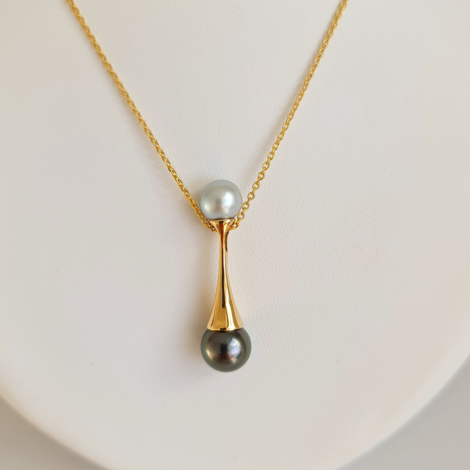Toi&Moi Kaukura - Pendentif en Or Jaune et Perles de Tahiti d'Exception