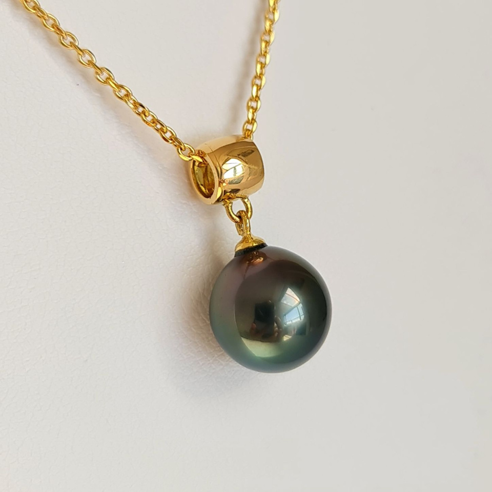 Chic et Sobre - Pendentif Or Jaune 18 carats et Perle de Tahiti d'Exception