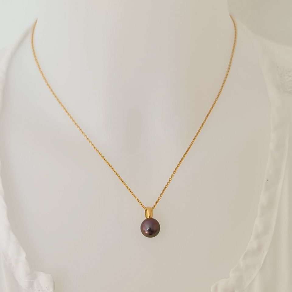 Belle de Nuit  - Pendentif Or 18 carats et Perle de Tahiti d'Exception