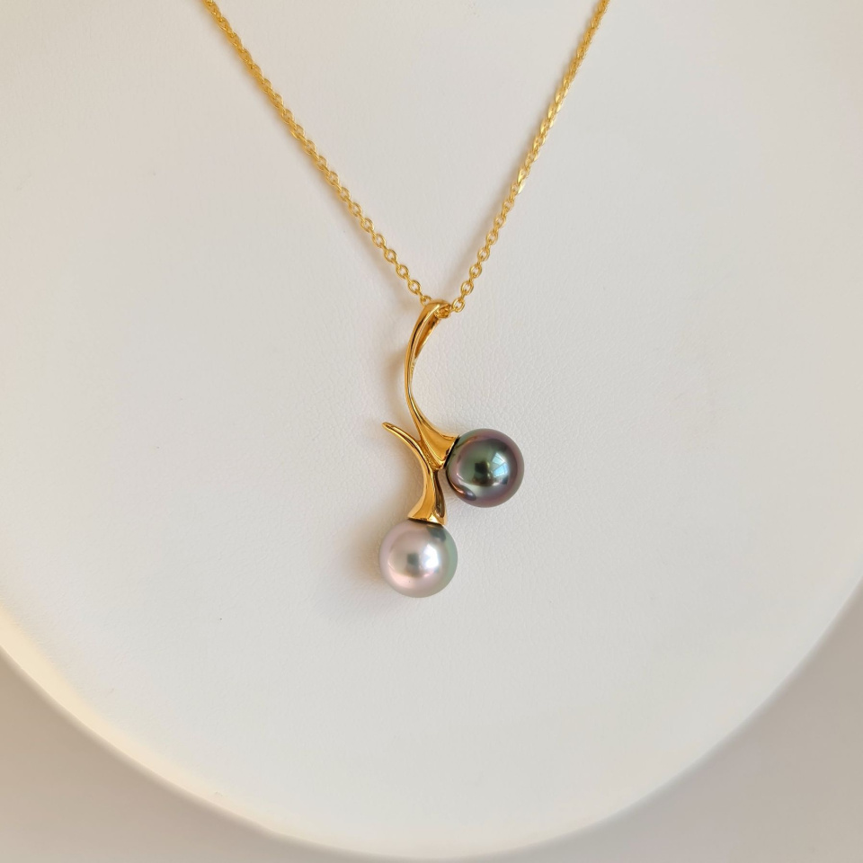 Toi&Moi Bora Bora - Pendentif en Or Jaune et Perles de Tahiti d'Exception