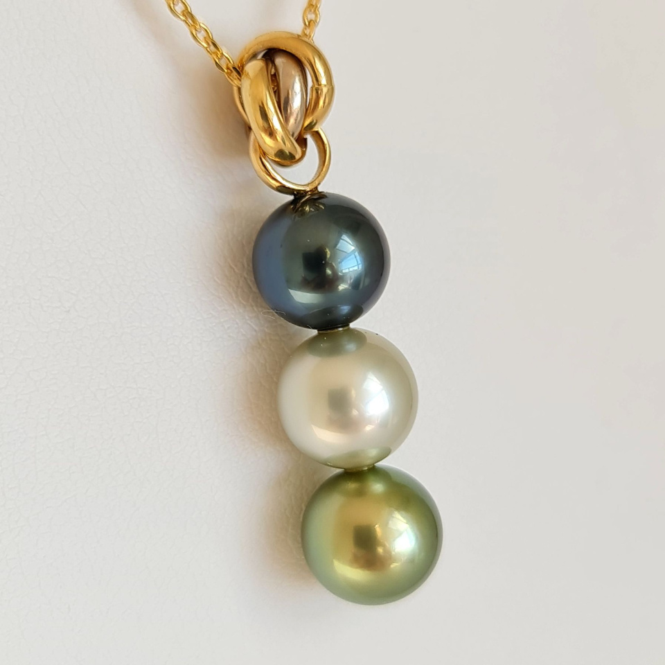 Trio des Iles - Pendentif 3 Ors et Perles de Tahiti d'Exception