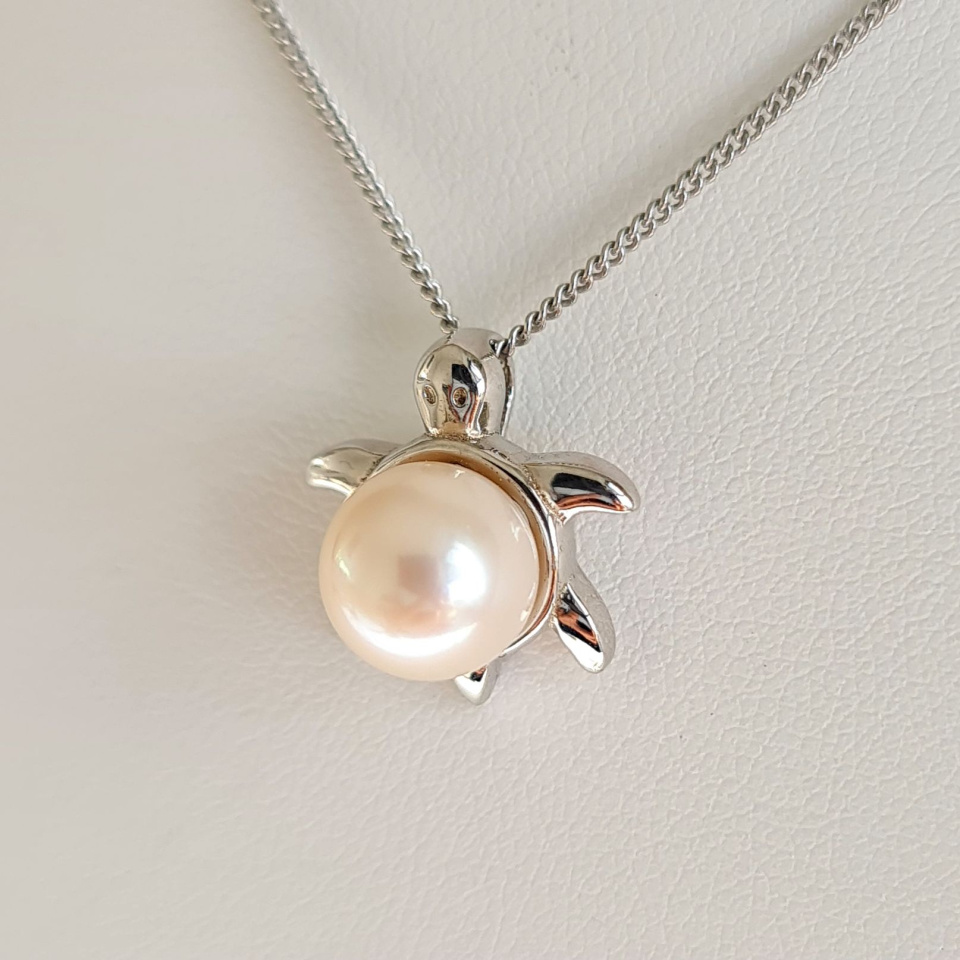 Tortue - Pendentif Argent Rhodié et Véritable Perle d'Eau Douce