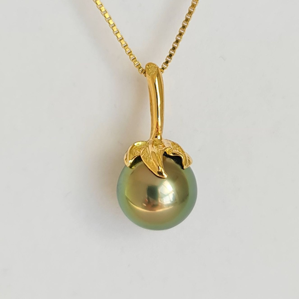 Larme des Dieux - Pendentif en Or Jaune et Perle de Tahiti d'Exception