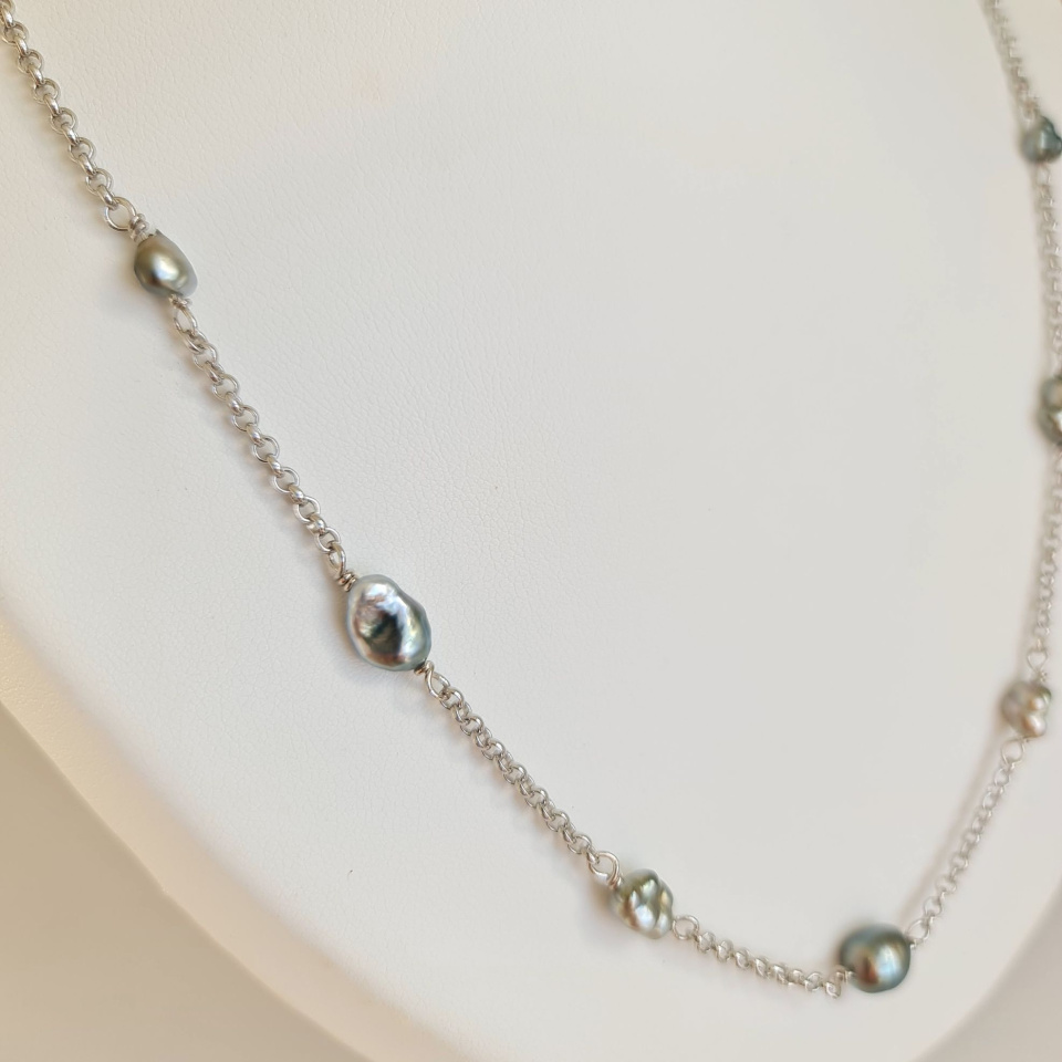 Kaukura - Collier Argent Rhodié et Véritables Keshis de Tahiti