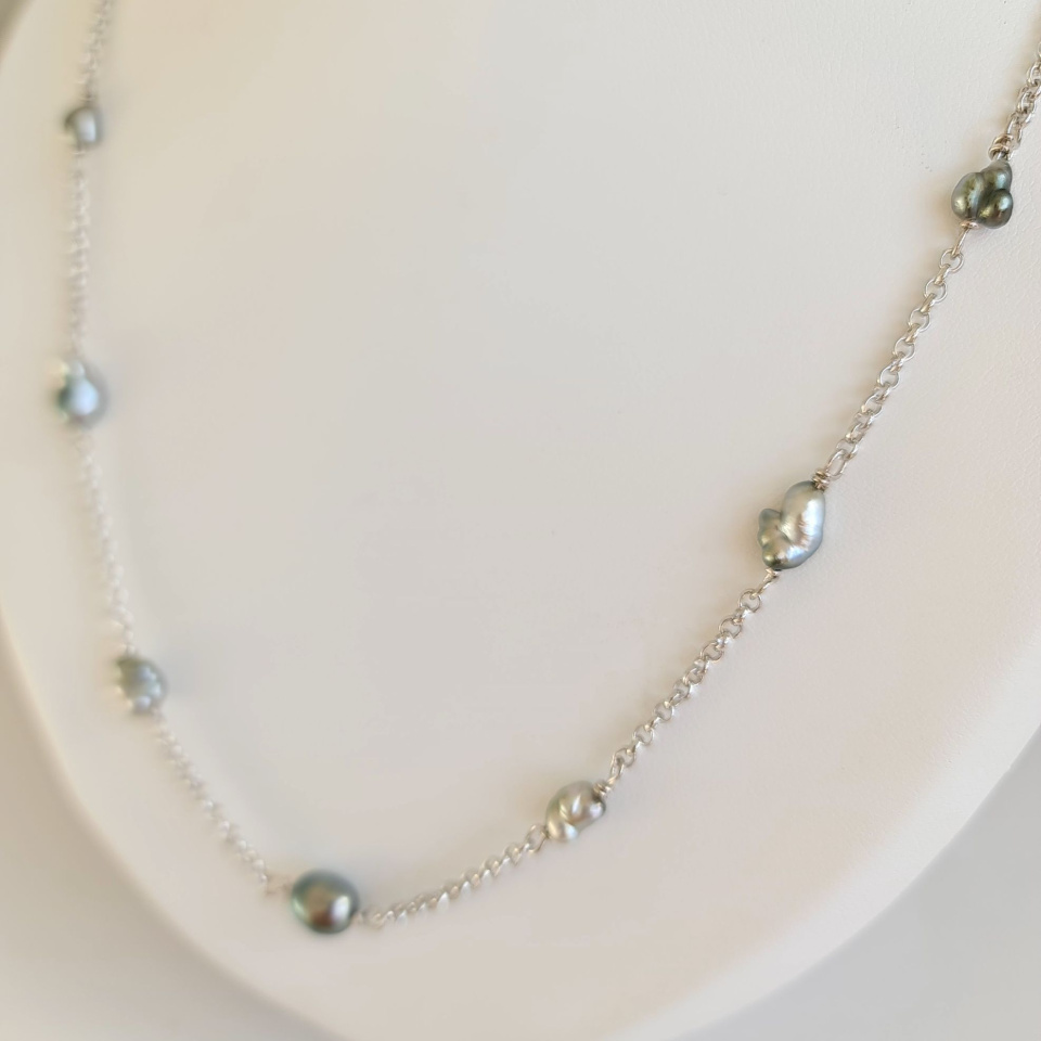 Kaukura - Collier Argent Rhodié et Véritables Keshis de Tahiti