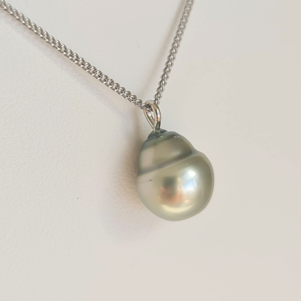 Tahiti - Collier Argent rhodié et Perle de Tahiti d'exception