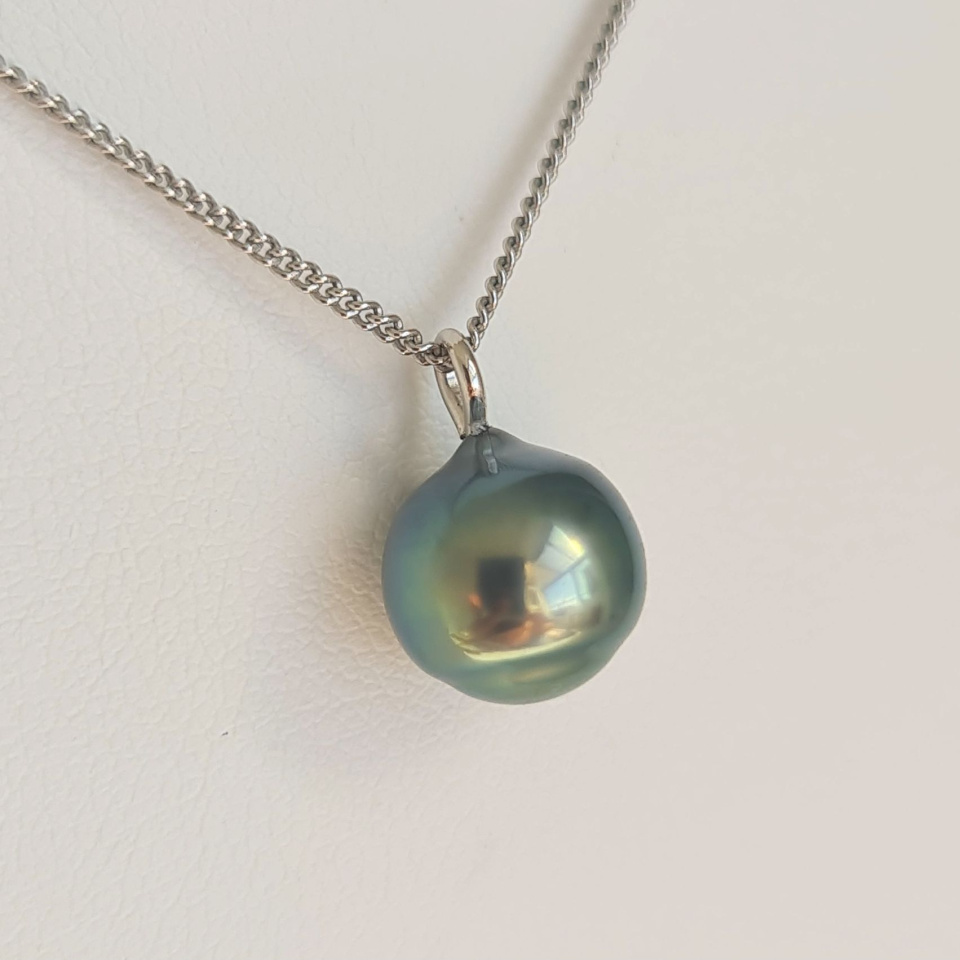 Tahiti - Collier Argent rhodié et Perle de Tahiti d'exception