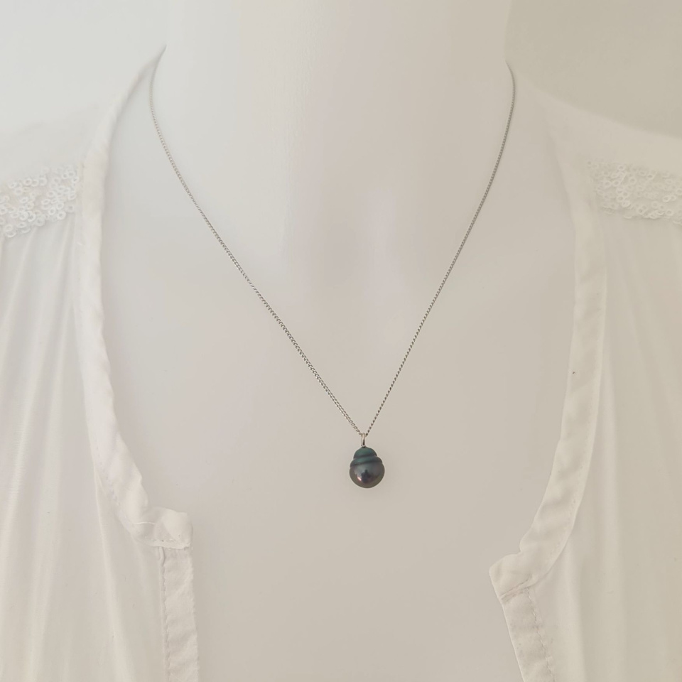 Tahiti - Collier Argent rhodié et Perle de Tahiti d'exception