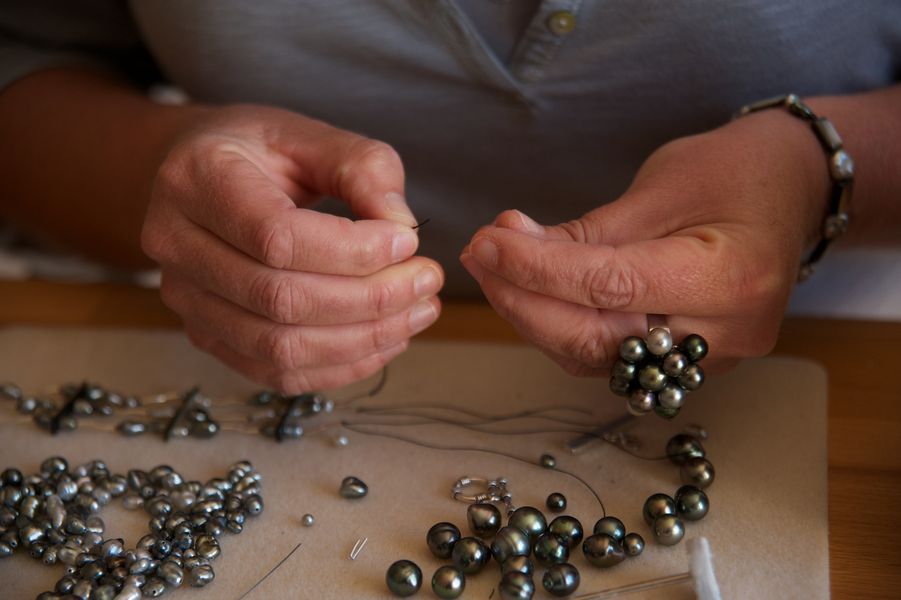 Atelier de création d'Ô Perles du Paradis par Nathalie Le Gloahec